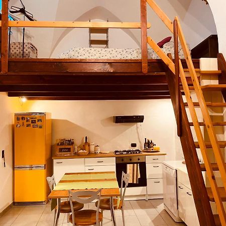 Casa Vacanze...Dei Teutonici メザーニェ エクステリア 写真