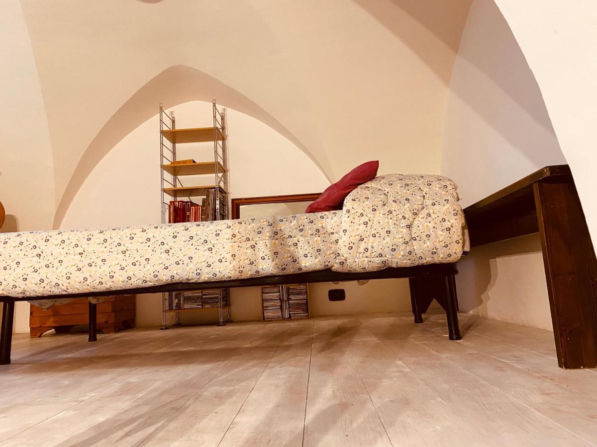 Casa Vacanze...Dei Teutonici メザーニェ エクステリア 写真