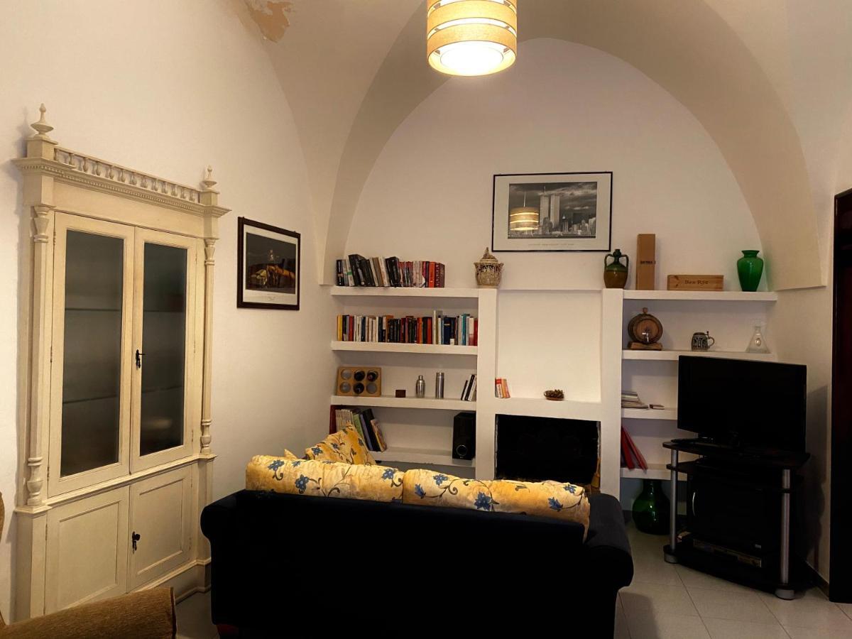 Casa Vacanze...Dei Teutonici メザーニェ エクステリア 写真